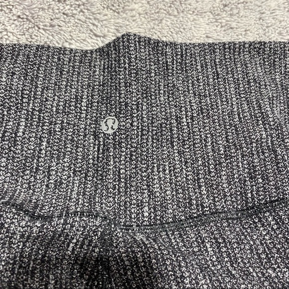 Lululemon Wunder Under High Rise- Textured - Picture 5 of 7